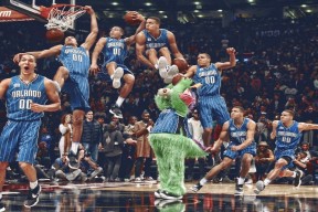 福特：凭借坚实的防守与细腻的传球技巧，成为全黑队的战术支柱