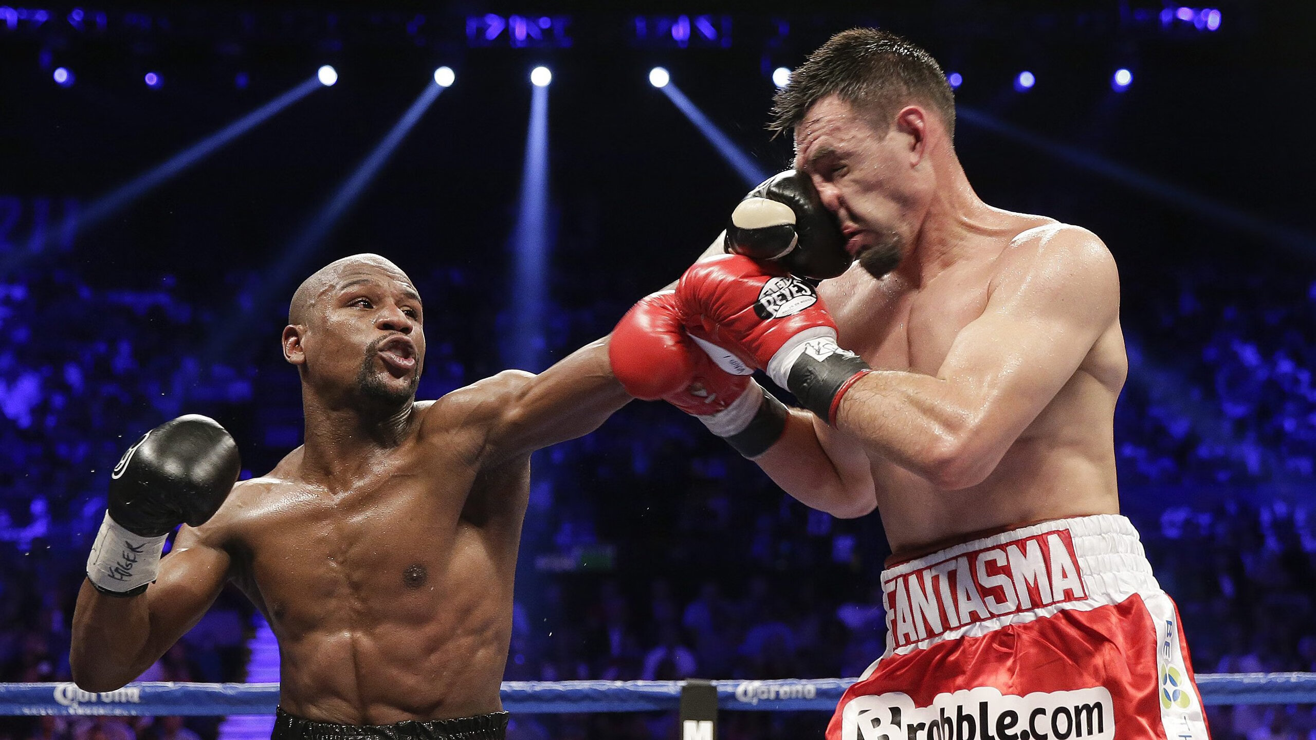 自由搏击赛事注重选手文化素养展示，自由搏击参赛