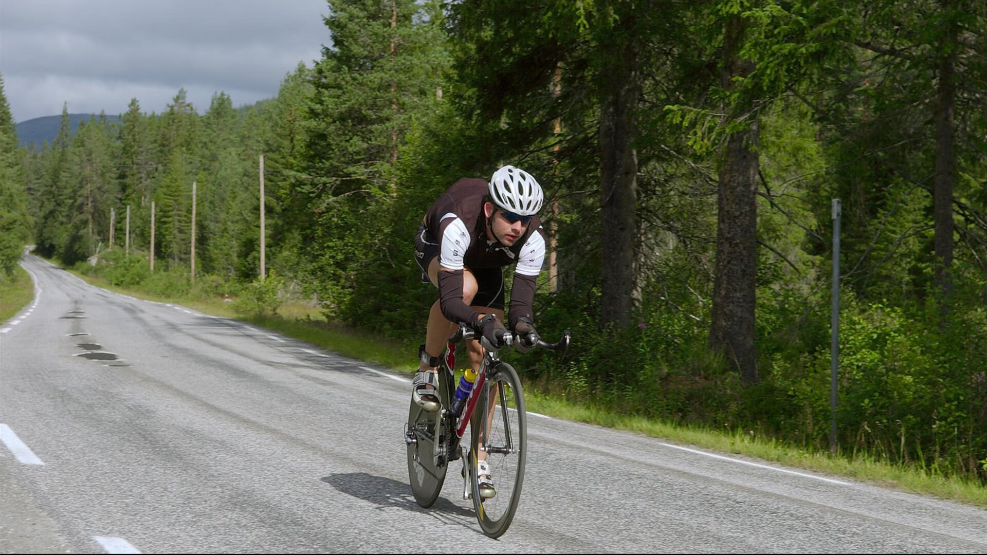 英超逆境中崛起：坚定信念铸就胜利传说，英超大逆转